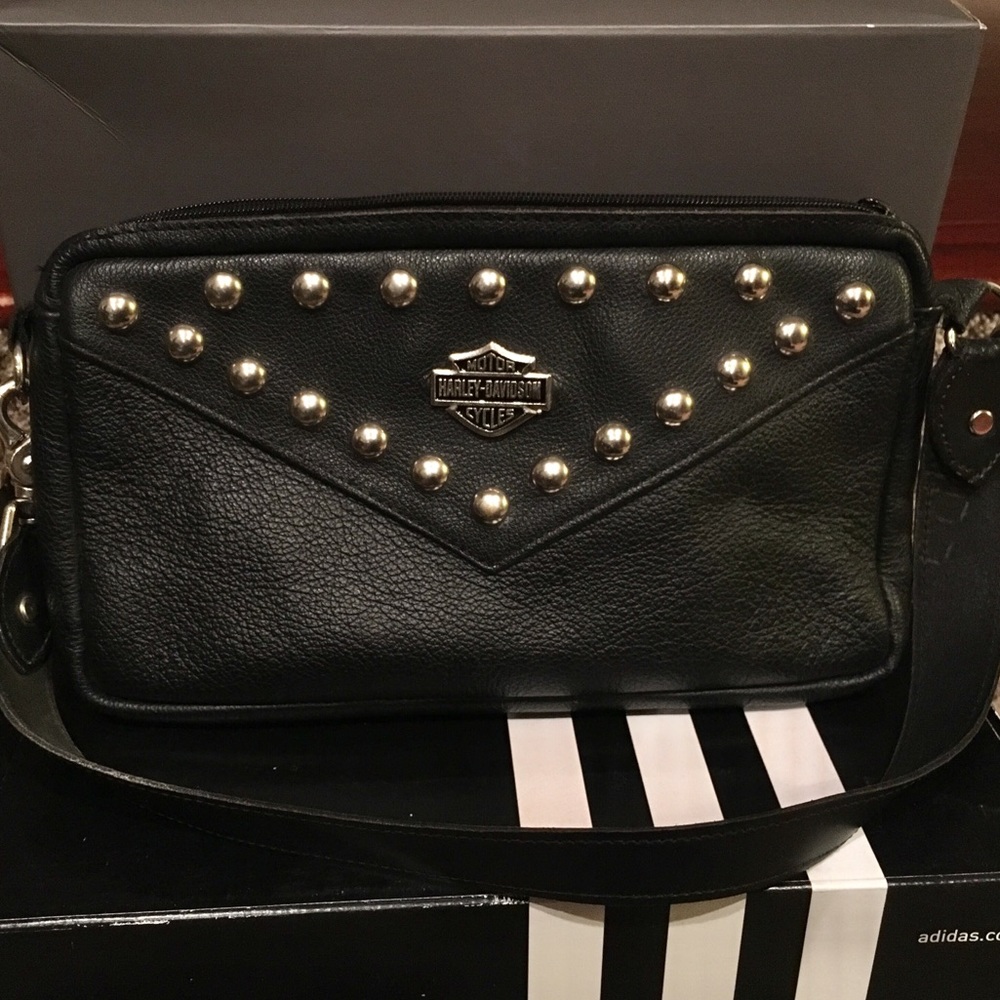Leather Harley Davidson Crossbody/hand purse.